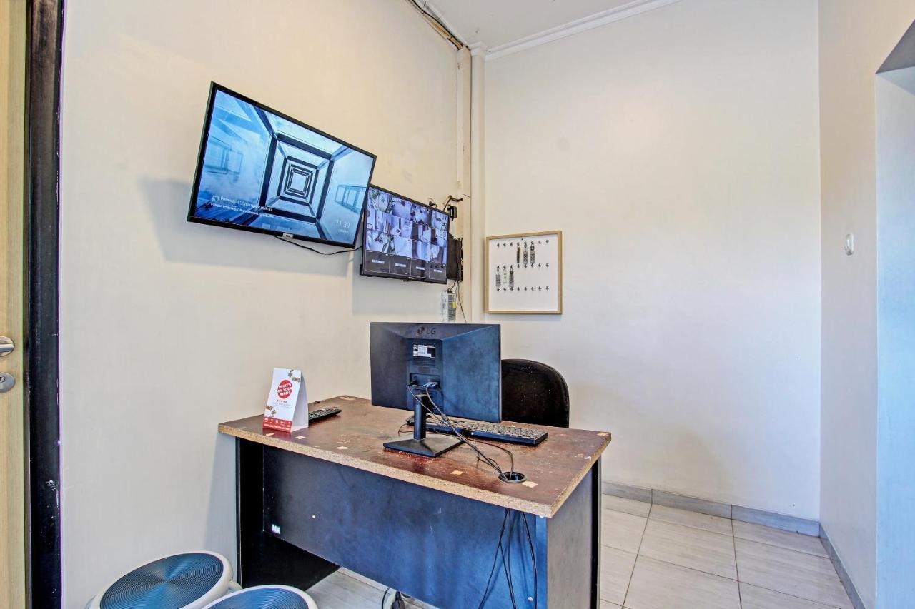 Capital O 91377 Mk Prime Syariah Hotel Семаранг Екстериор снимка