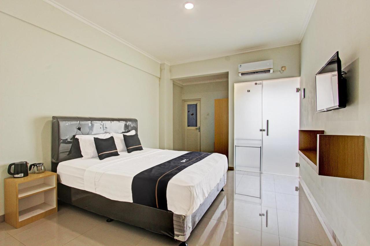 Capital O 91377 Mk Prime Syariah Hotel Семаранг Екстериор снимка